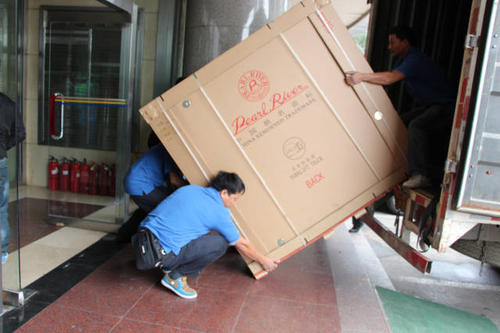 长葛钢琴贵重工艺品无忧运
